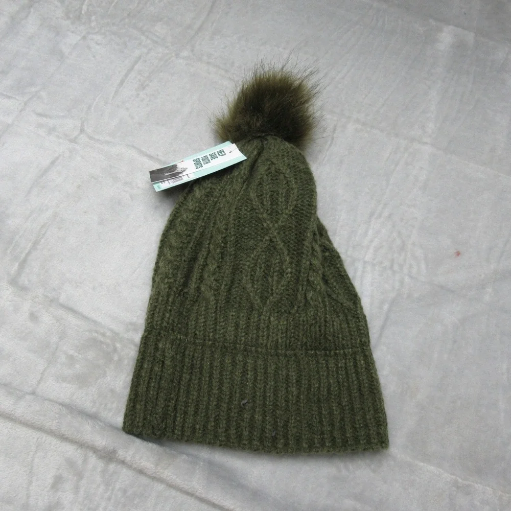DSG Cable Pom Beanie Girls One Size Fits All Green Winter Outdoor Knit‎ $14 NEW